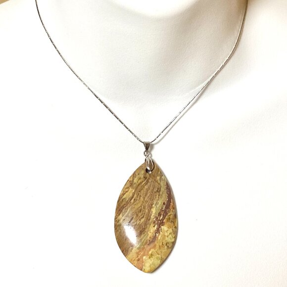 Natural Earthy Jasper Pendant, Large Genuine Gemstone Leaf Shape Pendant - Picture 7 of 11